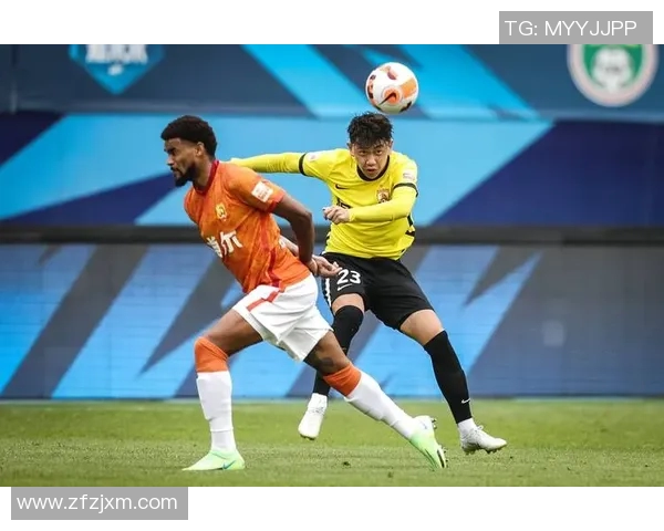 武汉足球队战术深度解析与对比分析揭示球队竞争优势与不足之处